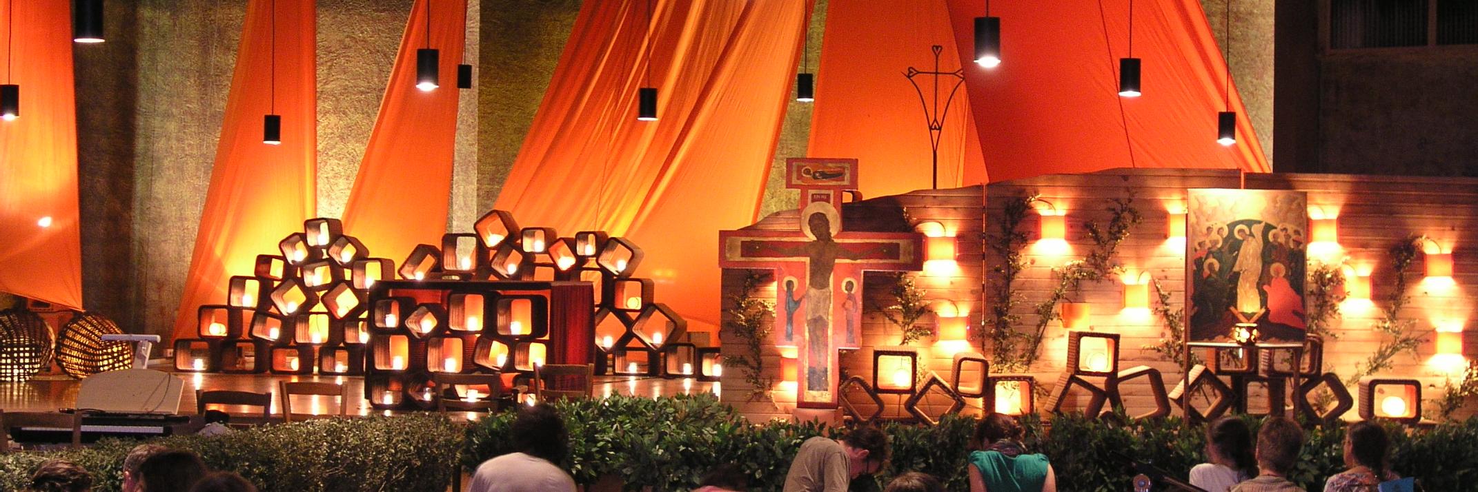 Taizé_prayer